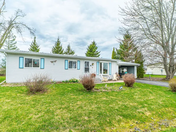 4 Vista Dr, Kawartha Lakes, ON K9V 0H7