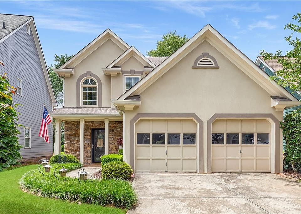 1st image of 1935 Briar Pond Way