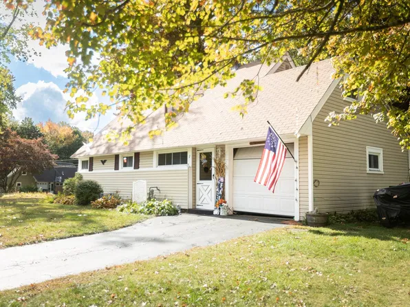 2 Granby Rd, Natick, MA 01760