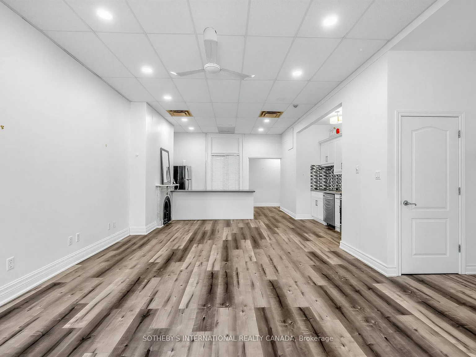 2 bed, $2,800 — Photo 2