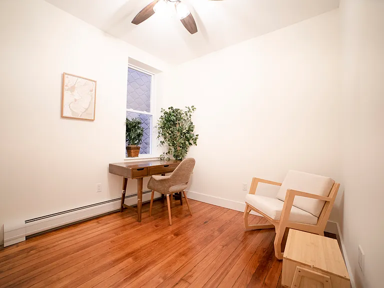 206 48th St #2B — Photo 7