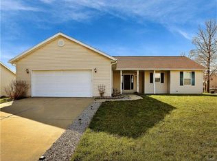 407 Leisure St, New Baden, IL 62265