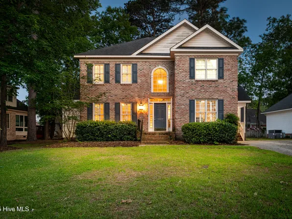 1800 Muirfield Drive, Greenville, NC 27858