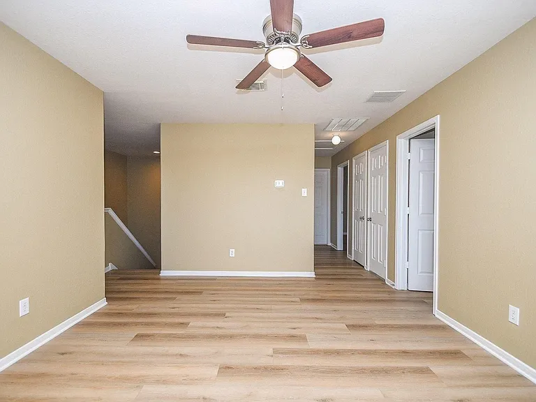 402 New Hope Ln — Photo 23