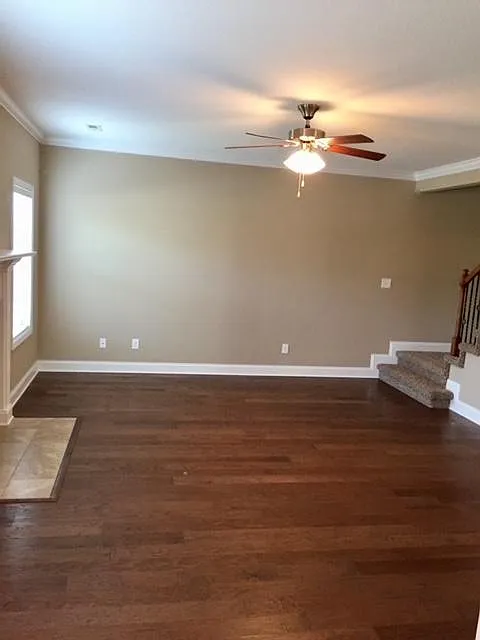 4 bed, 2.5 bath, 2224 sqft, $2,850 — Photo 4
