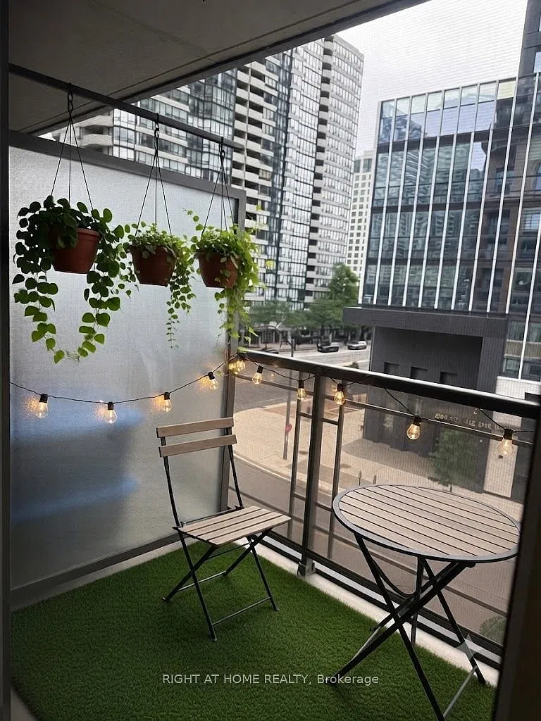 1 bed, $2,300 — Photo 3