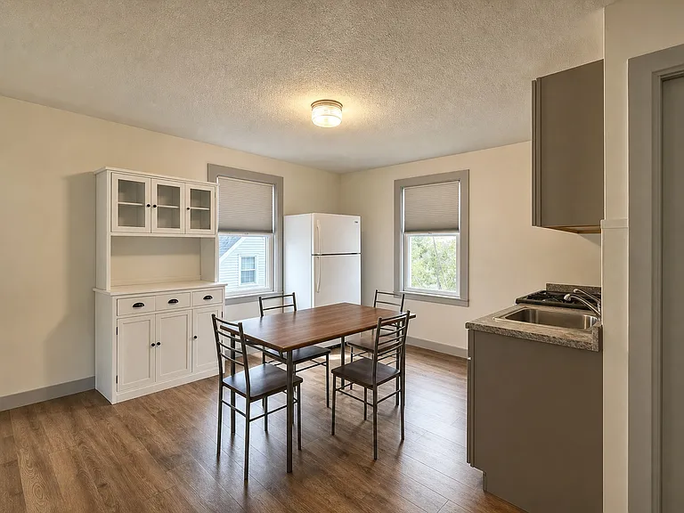 121 Thorndike St #3L — Photo 1