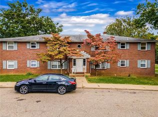 944 Beiner Pl NE APT 16, Massillon, OH 44646