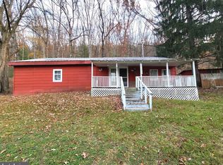 135 Carpenters Ave, Wardensville, WV 26851