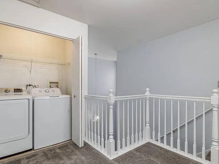 4023 Oak Tree Ln — Photo 16