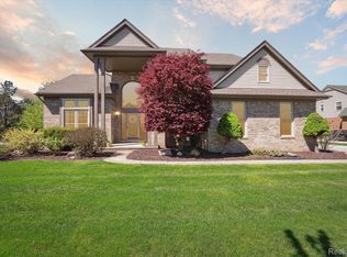 45930 Fountain View Dr, Canton, MI 48188