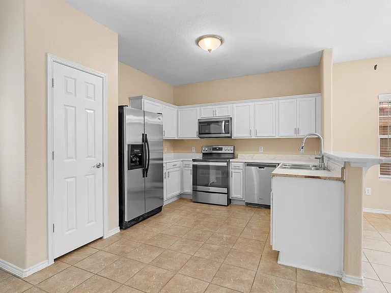 6238 Cottage Pines Dr — Photo 5