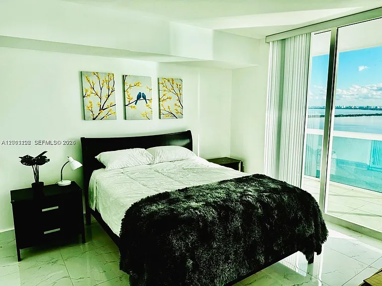 1800 N Bayshore Dr #3807 — Photo 14