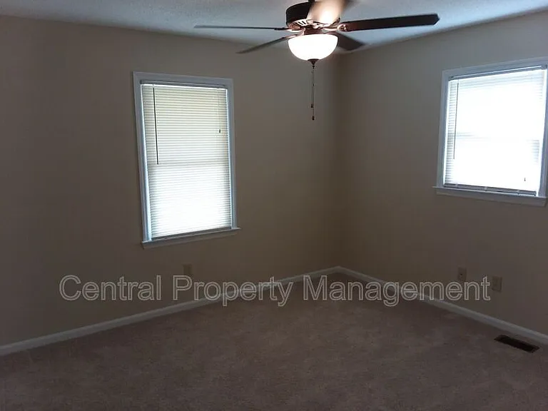 5423 Parris Bridge Rd — Photo 16