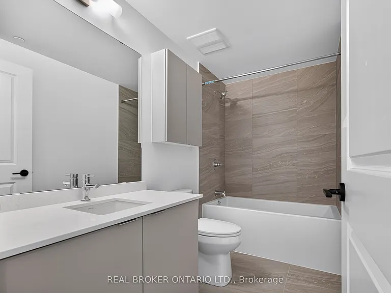 2075 Lakeshore Rd #1411 — Photo 11