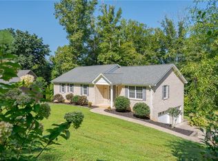 843 Montgomery Ct, Walnut Cove, NC 27052