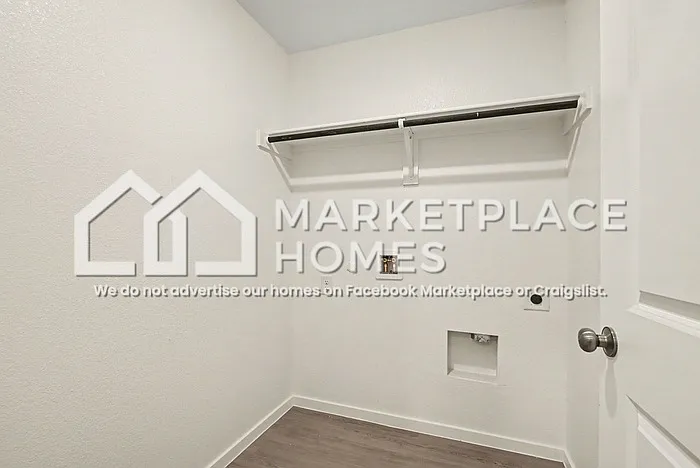 10749 Revolver Dr — Photo 4