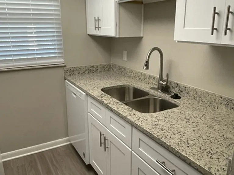 2230 Nursery Rd — Photo 11