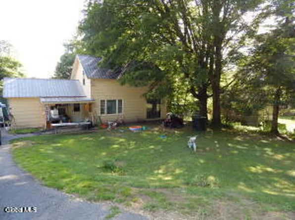 13 Warren Street, Warrensburg, NY 12885