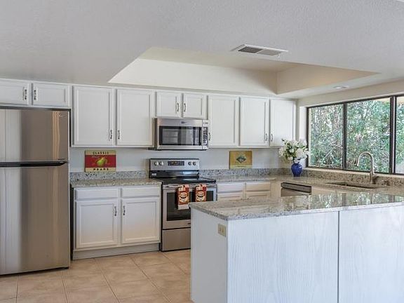 2nd image of 6110 E Hillery Dr