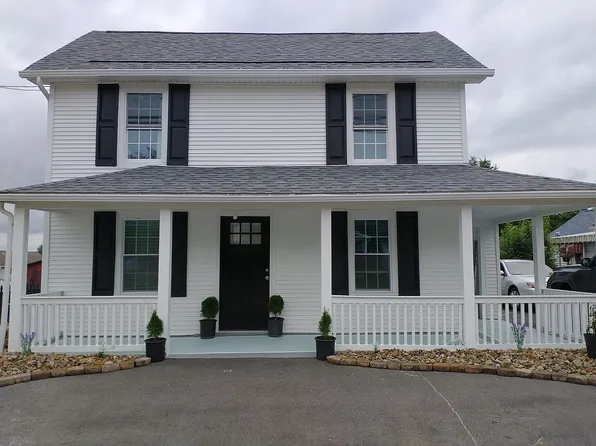 221 Connoq Main St, Connoquenessing, PA 16027