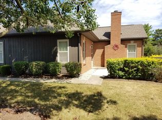 2534 Trotterslane Dr, Columbus, OH 43235