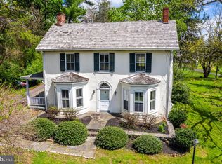 125 Thornton Rd, Thornton, PA 19373