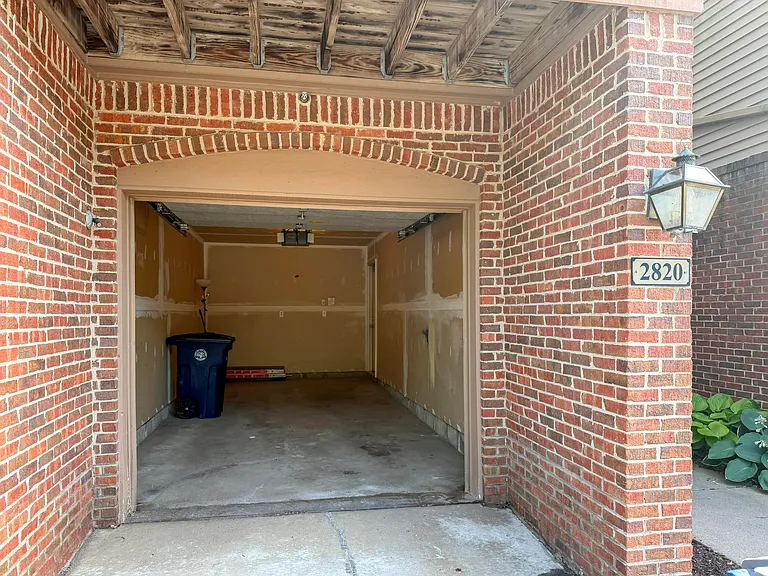 2820 Barclay Way — Photo 24