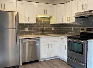 36 Founders Vlg UNIT 36, Clinton, CT 06413