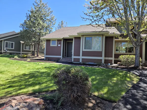 1379 Highland View Loop, Redmond, OR 97756