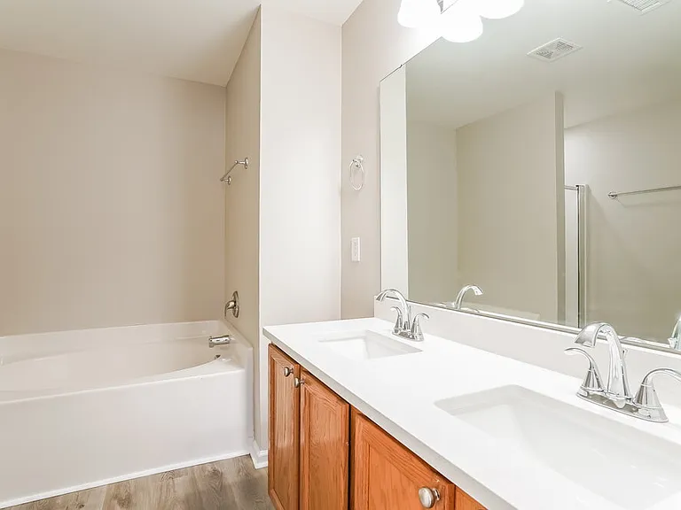 3928 Tyler Bluff Ln — Photo 11