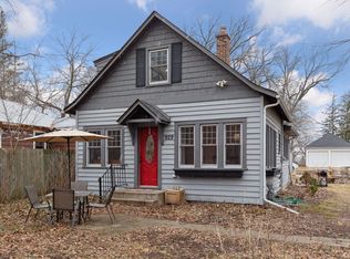 929 Mahtomedi Ave, Saint Paul, MN 55115