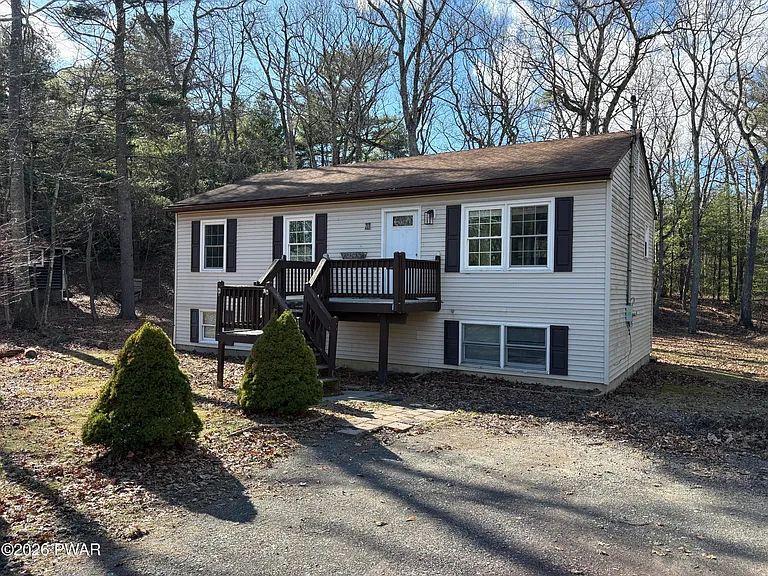 111 Doolan Rd — Photo 1