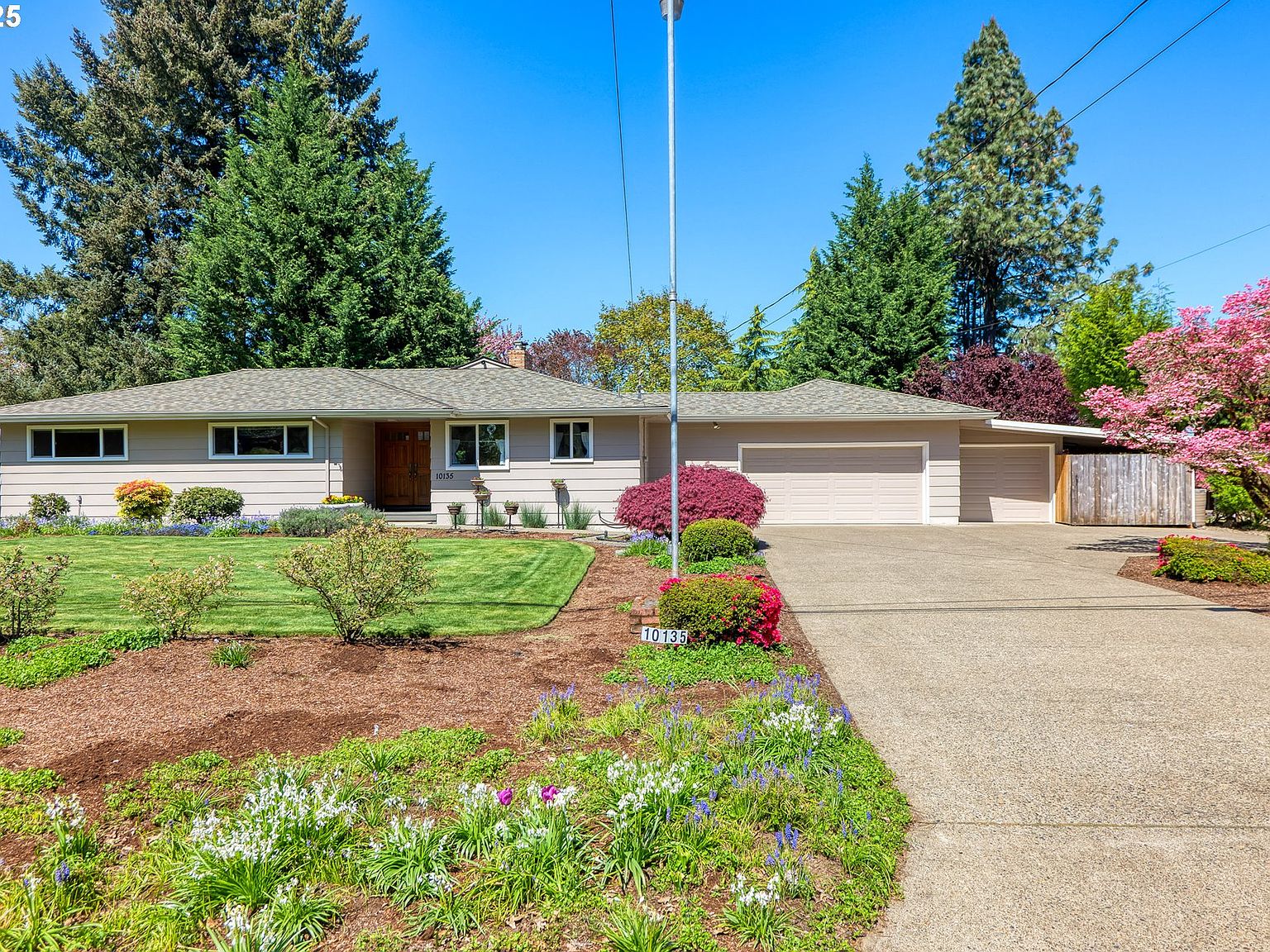 10135 SW Hillview St, Tigard, OR 97223 | Zillow