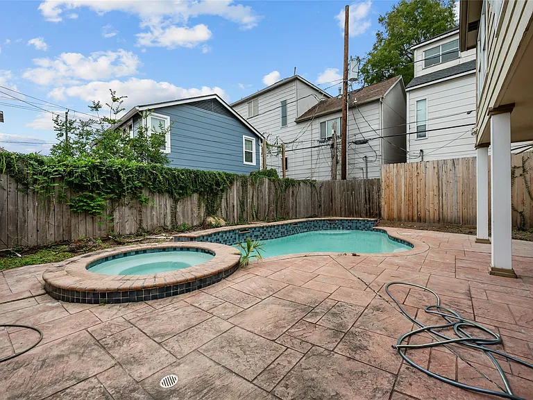 2142 Sul Ross St #A — Photo 16
