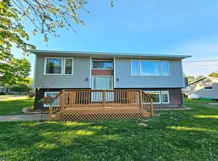 314 S Jefferson St, Houston, MN 55943