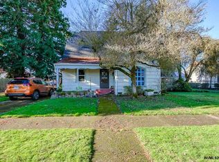 1370 S Grove St, Lebanon, OR 97355