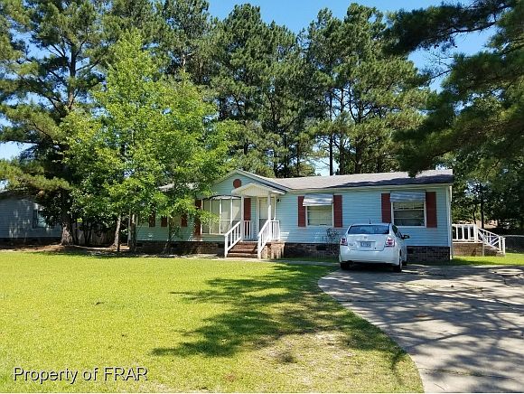 1st image of 410 Dunrobin Dr