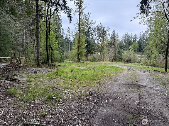 3rd image of 0 SW Spruce Road