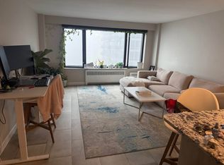 3100 N Lake Shore Dr, Chicago, IL 60657