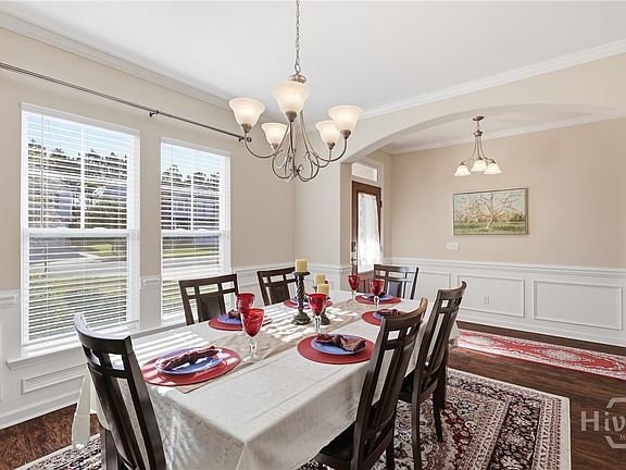 4th image of 225 Willow Point Circle