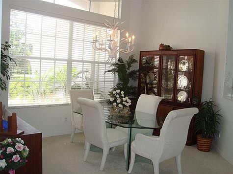 4th image of 12980 Silverthorn Ct