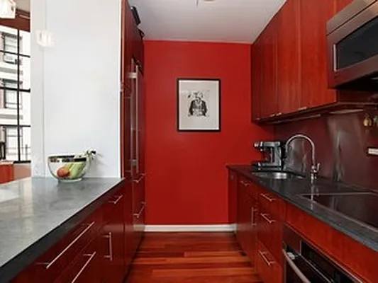 Sold by Corcoran | media 8