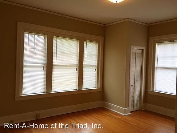 4th image of 906 W Market St APT B2