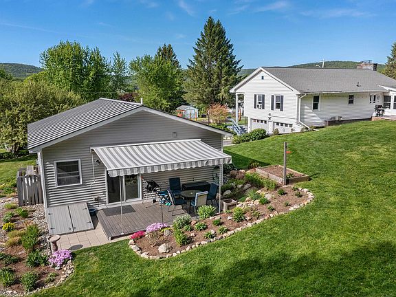 4th image of 15 Hillcrest Drive
