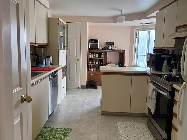 265 Westcourt Pl #507 — Photo 9