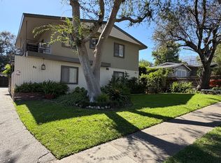 85 S Lima St #C, Sierra Madre, CA 91024