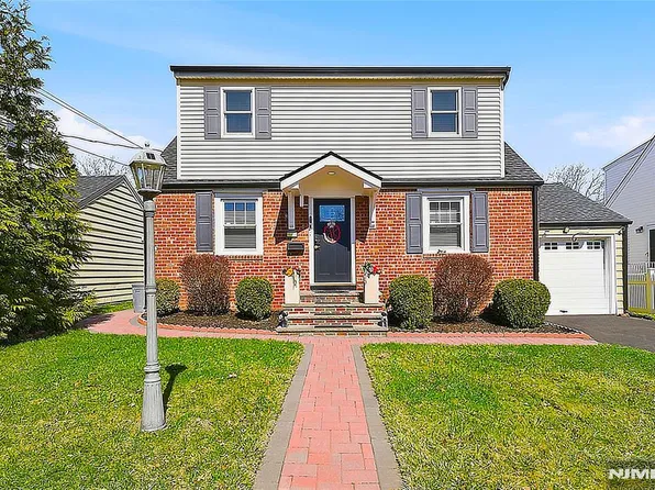 36 Emerson St, Clifton, NJ 07013