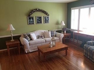 3rd image of 5786 Fourson Dr