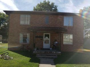 116 N Perry St, Mason City, IL 62664